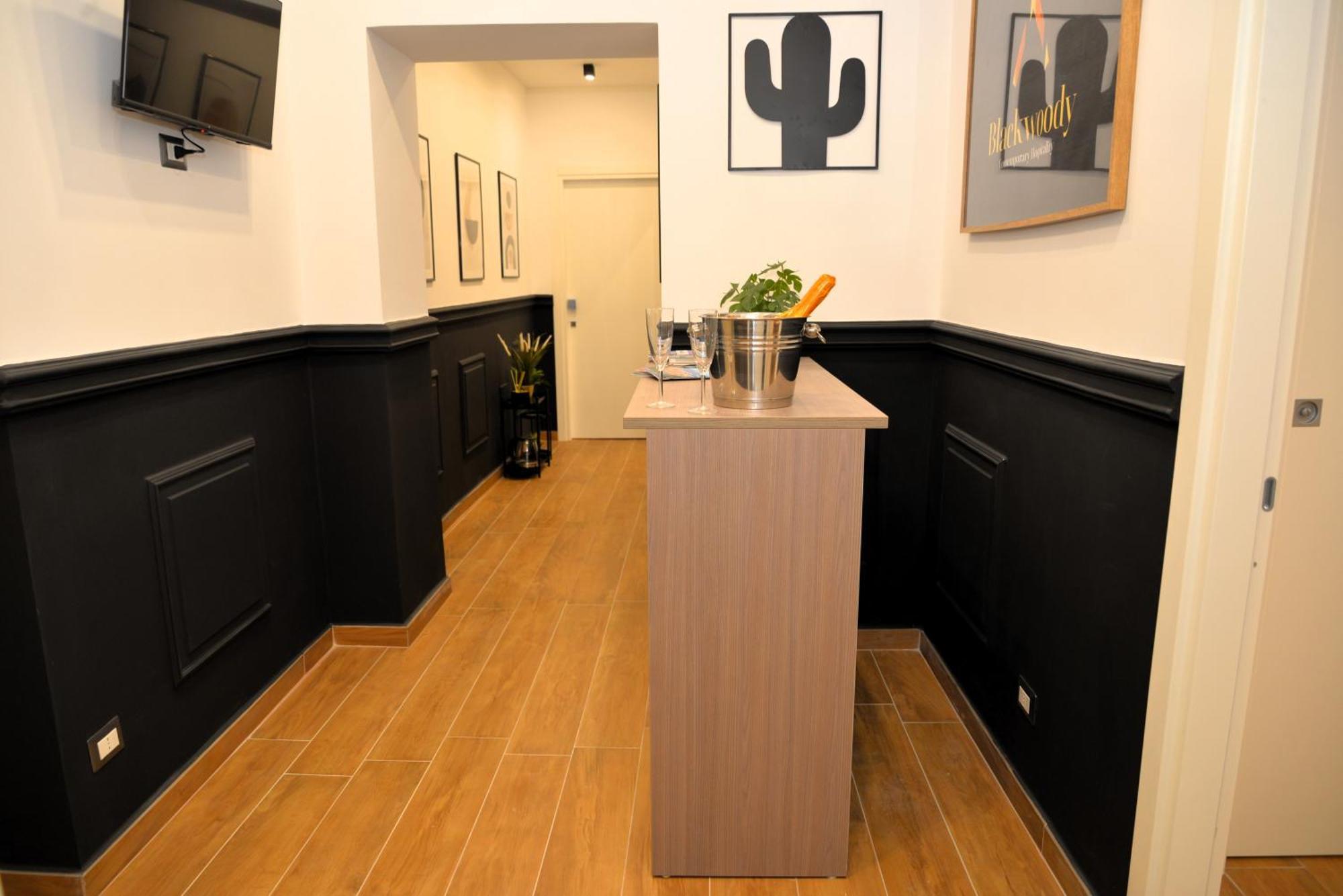 Blackwoody Contemporary Rooms - Napoli Centro Storico 외부 사진