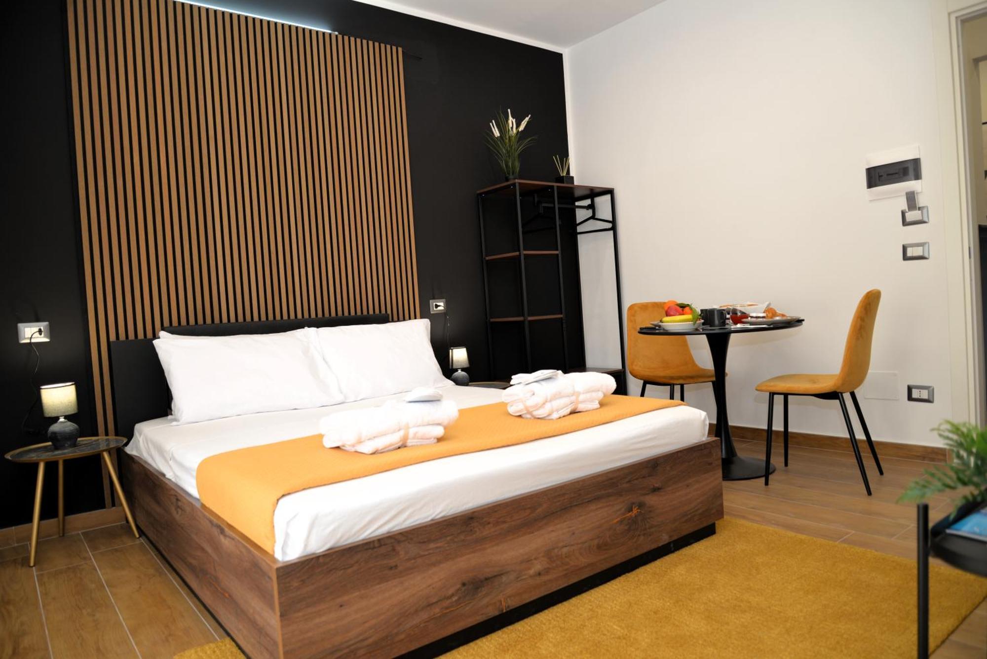 Blackwoody Contemporary Rooms - Napoli Centro Storico 외부 사진
